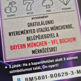 elmenyajandek atadas otletesen kreativan stilusosan egyedi kaparos sorsjegy ajandek 25