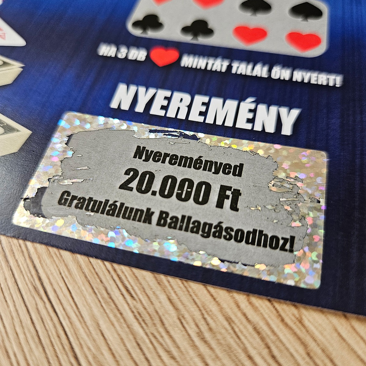 Casinos témájú valósághű hologramos egyedi kreatív ötletes kaparós sorsjegy ajándék pénzátadáshoz